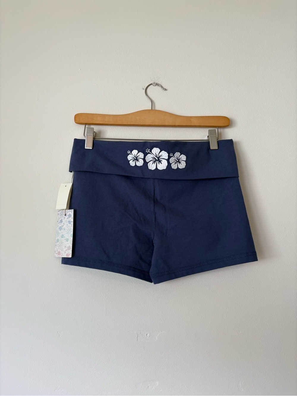Aeropostale Roxy Hibiscus Low-Rise Fold-Over Shorts
